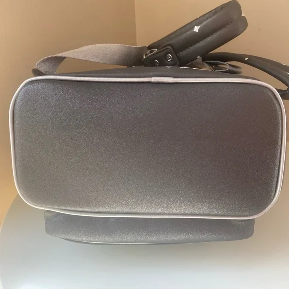 LOUNGEFLY STAR WARS Mandlorian & Grogu Baby Yoda Glow in the Dark Mini Backpack - Picture 8 of 13